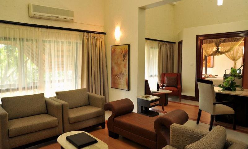 Cresta Mowana Safari Lodge Kasane Exteriör bild