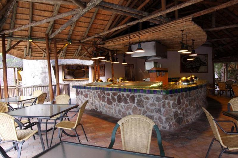 Cresta Mowana Safari Lodge Kasane Exteriör bild