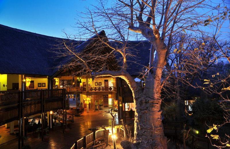 Cresta Mowana Safari Lodge Kasane Exteriör bild