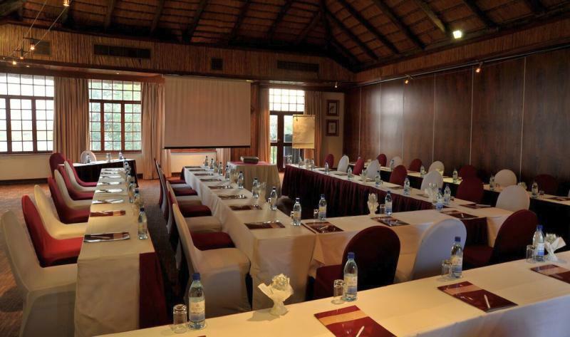 Cresta Mowana Safari Lodge Kasane Exteriör bild
