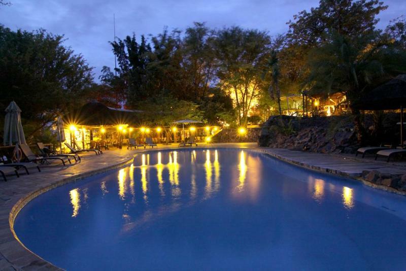 Cresta Mowana Safari Lodge Kasane Exteriör bild